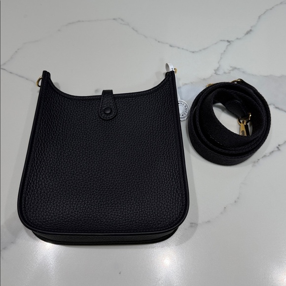 Brand New Hermes Evelyne 16 TPM Mini Caban/Gold Hardware with Box and Dustbags - Picture 6 of 8